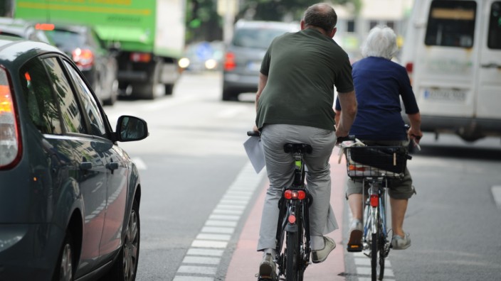 Radfahrer im Münchner Stadtverkehr, 2012