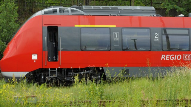 Talent 2, Zug, Bahn, DB, Deutsche Bahn, Schiene, Verkehr