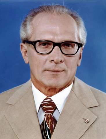 Witze-Buch zum Honecker-Jahrestag