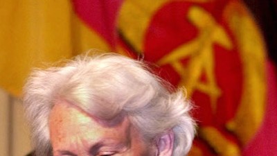 Erich Honecker und der Mauerfall: Noch heute feiert Margot Honecker gerne die Gründung der DDR.