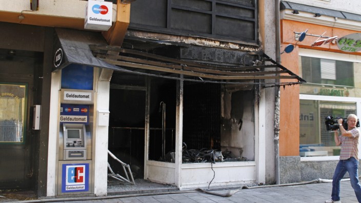 Gebäudeschaden nach kontrollierter Bombensprengung in München Schwabing, 2012