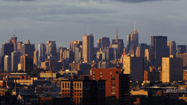 The skyline of midtown Manhattan in New York behind Jersey City
