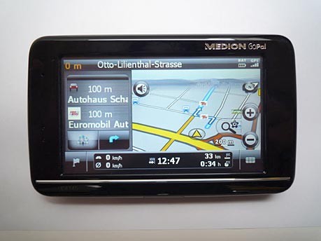 ADAC-Test: Mobile Navigationsgeräte Medion GoPal E4145