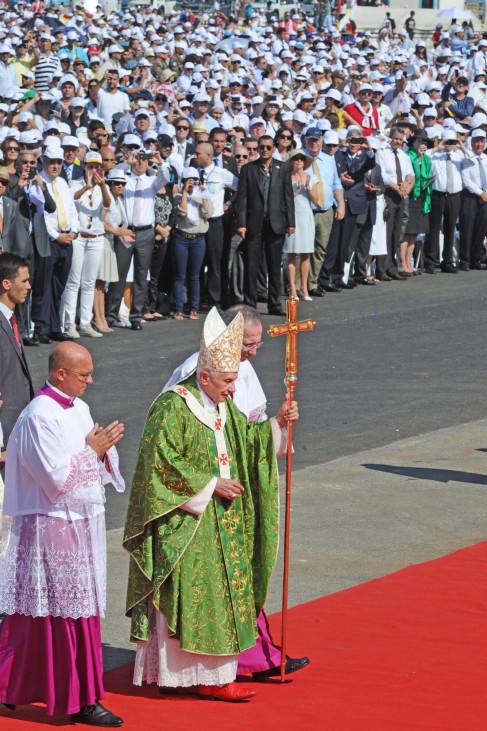 Pope Benedict XVI visits Lebanon