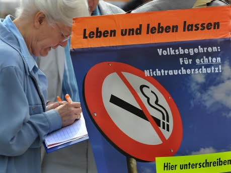 Volksbegehren zum Nichtraucherschutz, dpa