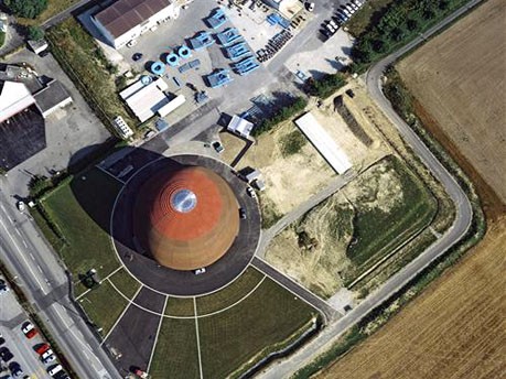 Ein Teil des CERN-Wissenschaftszentrum aus der Luft, Cern