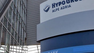 Hypo Alpe Adria: Ihr Ruin käme den Freistaat extrem teuer: die Hypo Alpe Adria im  österreichischen Klagenfurt