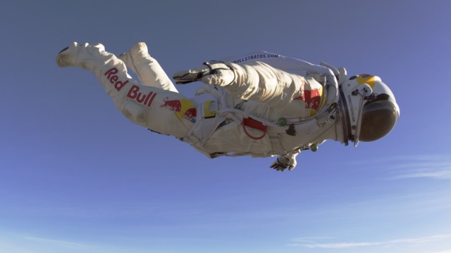Österreichischer Fallschirmspringer will Weltrekord-Sprung wagen