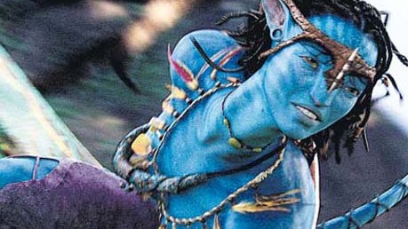 Im Kino: Avatar: Blaue Hoffnung: Neytiri (Zoe Saldana), die außerirdische Amazone in James Camerons "Avatar".