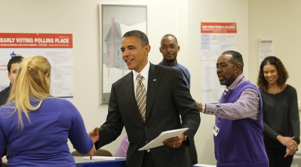 US President Barack Obama early voting