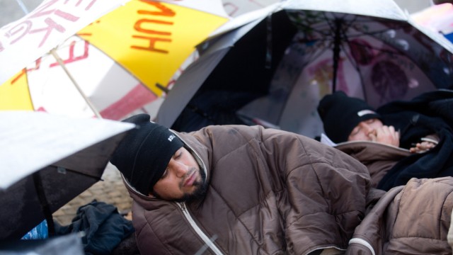 Flüchtlinge im Hungerstreik Berlin