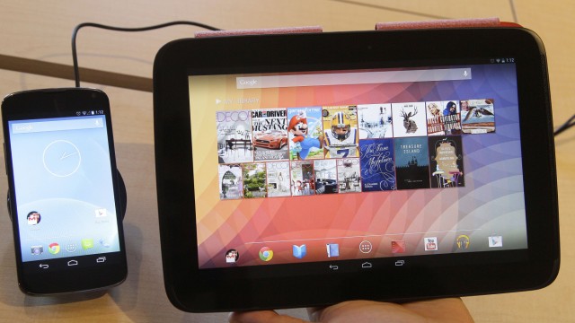 Produktoffensive via Blogeintrag: Neues Smartphone und neues Tablet fürs Weihnachtsgeschäft: Google hat in einem Blogpost das Nexus 4 und das Nexus 10 vorgestellt.