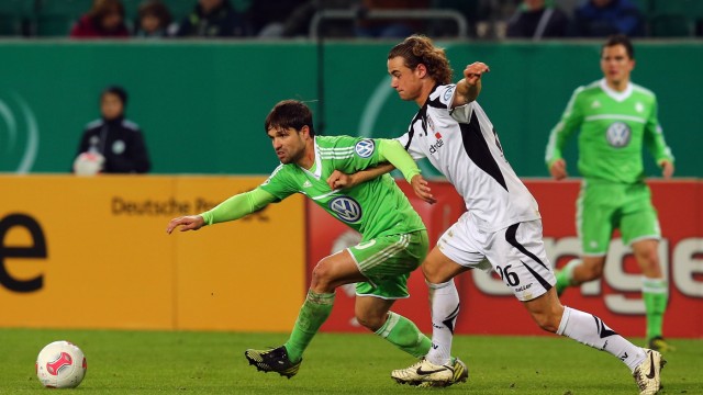 VfL Wolfsburg v FSV Frankfurt - DFB Cup