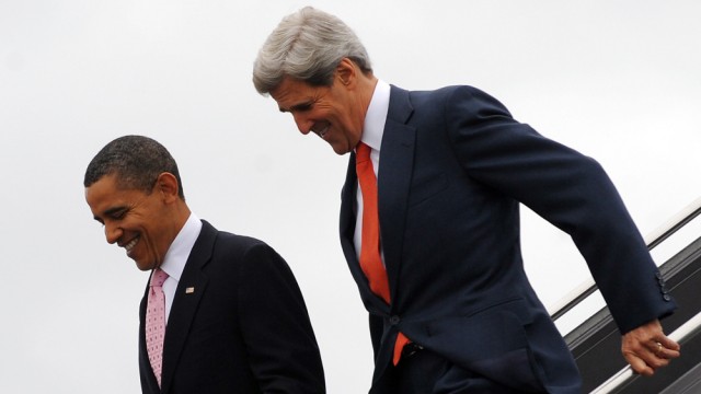 Spekulationen um US-Kabinett: Solide, zuverlässig, aber wenig glamourös: John F. Kerry mit US-Präsident Barack Obama.