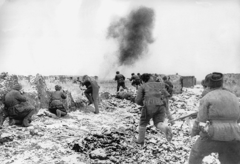 Russische Soldaten bei Kämpfen in Stalingrad