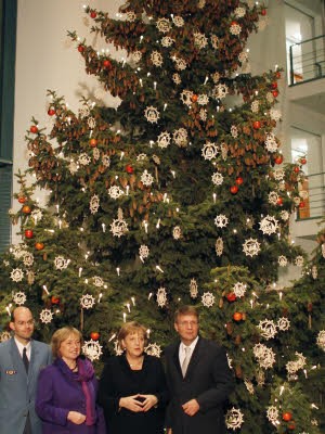 Bundeskanzlerin Merkel Weihnachtsbaum; dpa