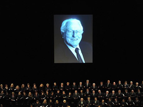 Trauerfeuer Wolfgang Wagner, Bayreuth