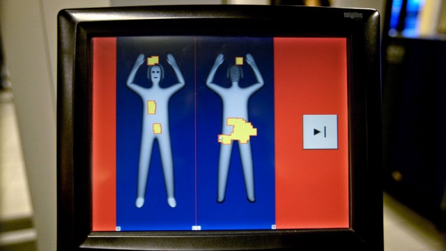 Flughafen setzt Körperscanner für Fluggäste Passagiere ein