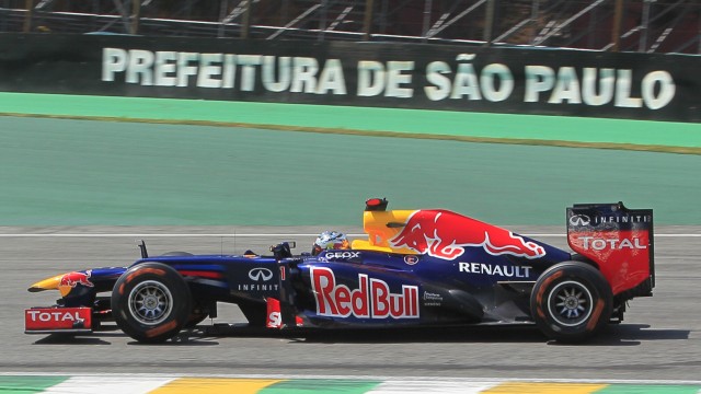 Formel 1 in Brasilien: Gelungener Auftakt für Sebastian Vettel: Im ersten Training in Brasilien ist er schneller als Fernando Alonso.