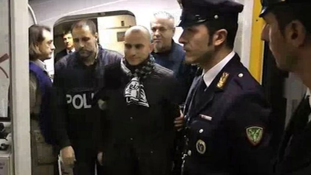 Italienischer Fußball: Almir Gegic wird von der italienischen Polizei verhaftet.