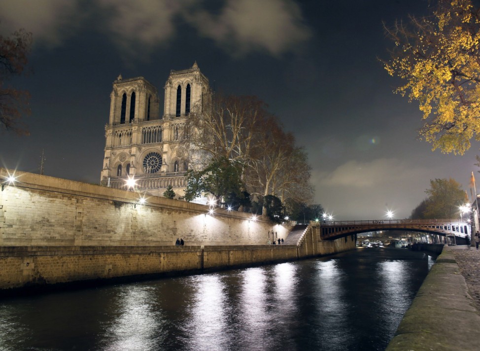 Notre-Dame Paris Kathedrale Frankreich 850 Jahre Jubiläum Feier Seine Sakralbau Gotteshaus Glöckner
