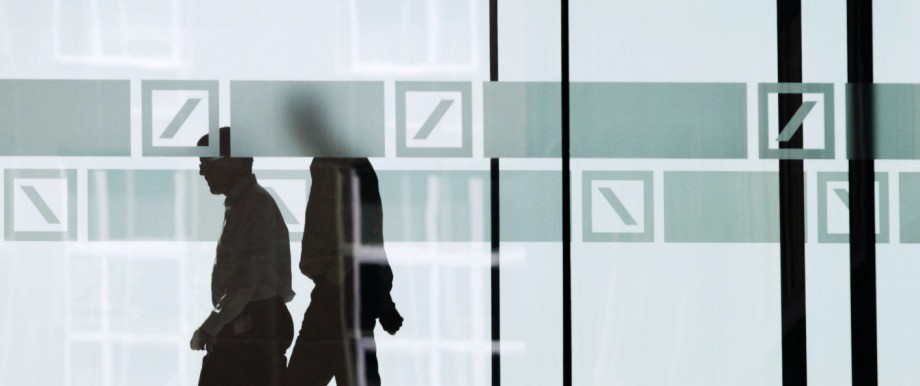 Vorwürfe gegen Mitarbeiter und Manager der Deutschen Bank