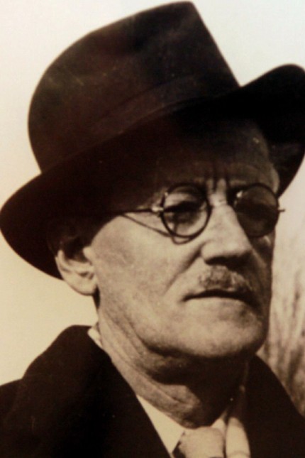 100 Jahre James Joyce' "Ulysses": Nach Fertigstellung des "Ulysses" empfand James Joyce eine "lebhafte Erschöpfung", umso dringlicher aber wollte er das erste Exemplar des Buchs an seinem 40. Geburtstag in Händen halten.