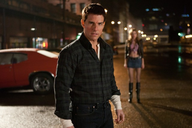 Tom Cruise in "Jack Reacher"