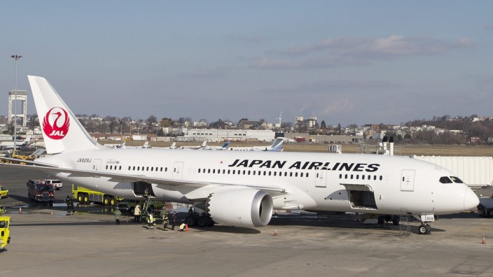 Japan Airlines 787
