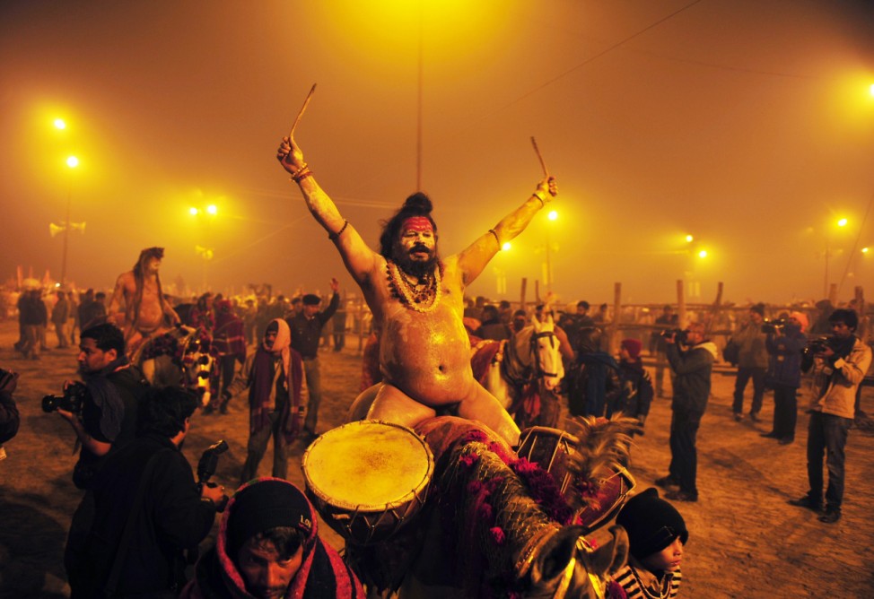 Hindu Indien Hindufest Kumbh Mele Ganges Allahabad  Sadhu Nordindien Yamuna