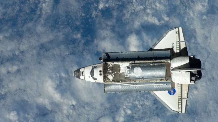 Space Night gerettet: Ein Fall für die Space Night: Die Aufnahme zeigt das Space Shuttle Discovery mit einem Modul für die Raumstation ISS.