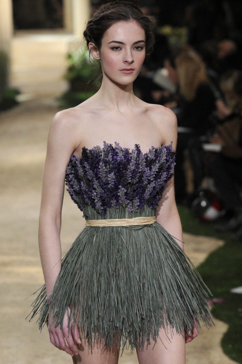 Zahia - Runway - Paris Fashion Week Haute Couture Collections S/S