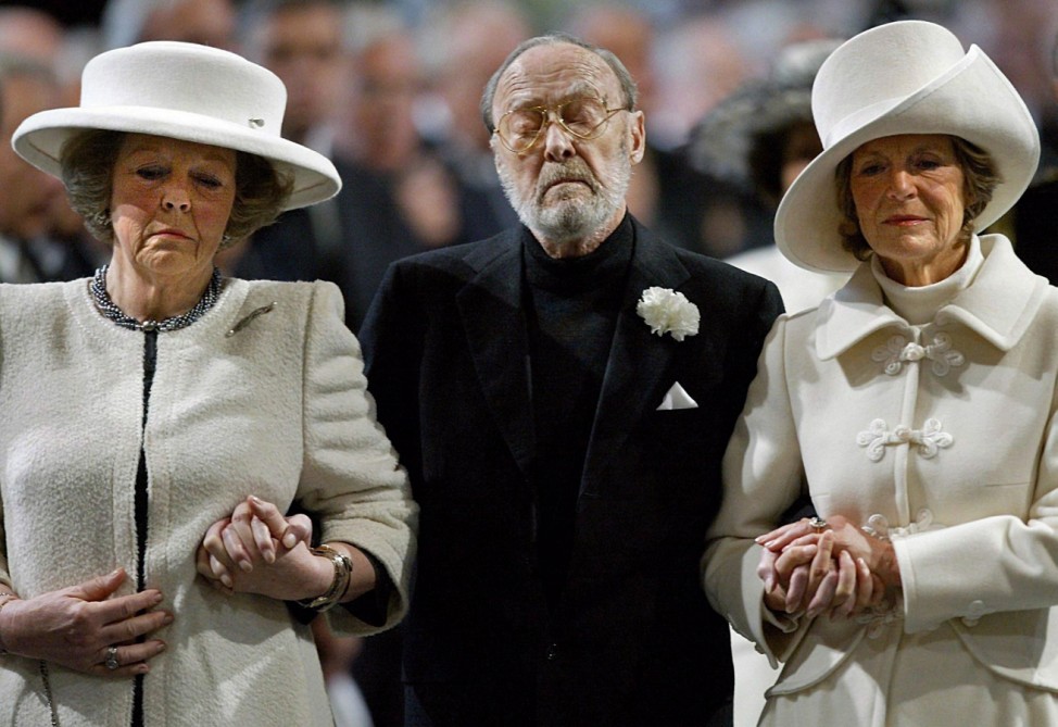 Die Königliche Familie beim Staatsbegräbnis von Juliana der Niederlande, 2004