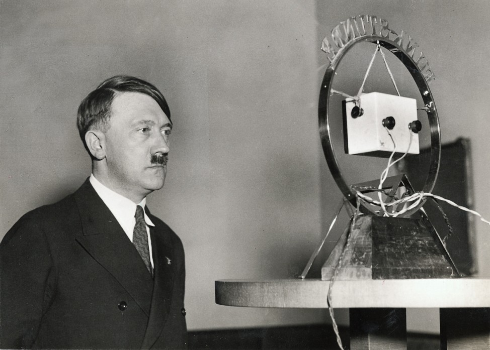 Hitlers erste Rundfunkansprache, 1933