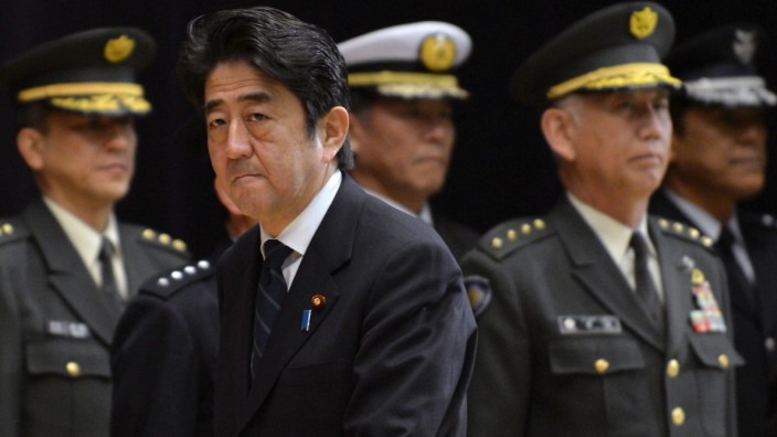 Abe welcomes JSDF personnel back from Golan Heights mission