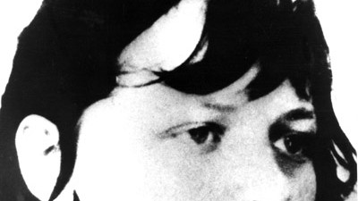 RAF: Der Fall Becker: Verena Becker wird verdächtigt, am Mord von Generalbundesanwalt Siegfried Buback 1977 beteiligt gewesen zu sein.