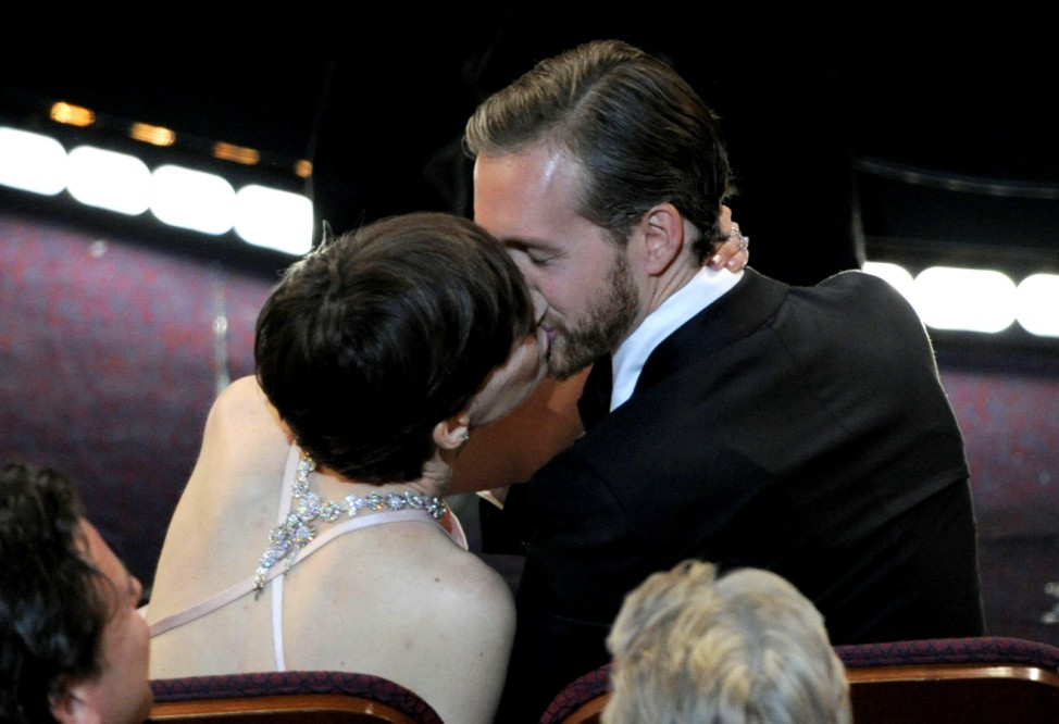 Oscars 2013 Anne Hathaway Adam Shulman