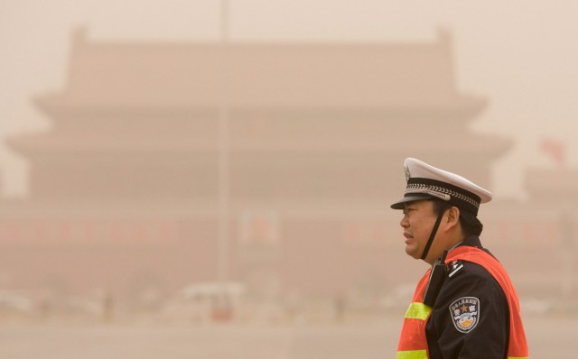 Volkskongress in Peking - Sandsturm bei Abschlusssitzung