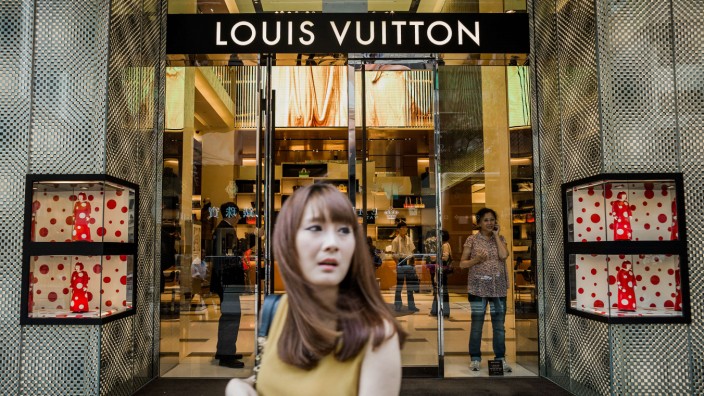 Hurun-Ranking der Milliardäre: Luxus-Shopping in Hongkong: Chinas Reiche werden reicher