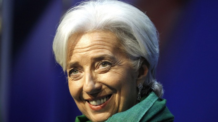 IWF-Chefin fordert EZB-Zinssenkung: Christine Lagarde fordert von der Europäischen Zentralbank, die Zinsen in der Euro-Zone noch weiter zu senken.