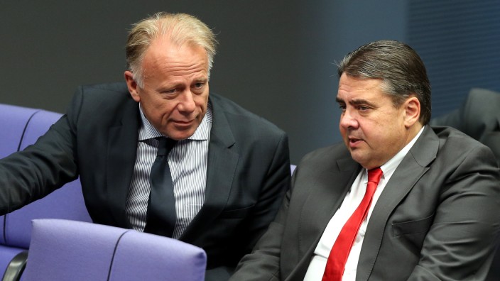 Bundestag, Jürgen Trittin, Grüne, und Sigmar Gabriel, SPD