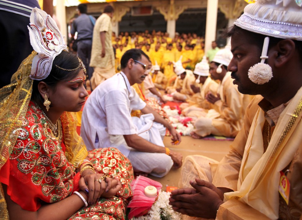 Mass marriage in Calcutta