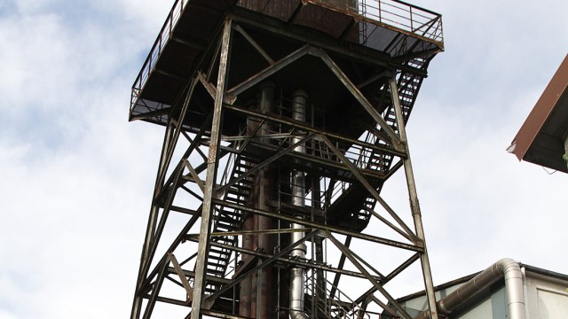 MD-Gelände: Identitätsstiftendes Symbol für die ehemalige Papierfabrik mitten in der Stadt: Die Mehrheit im Bauausschuss hat beschlossen, dass der alte Wasserturm an der Ludwig-Thoma-Straße erhalten bleiben muss.