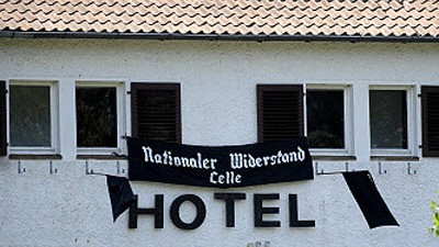 Lüneburger Heide: Das von Neonazis besetze Landhotel Gerhus könnte noch an diesem Dienstag geräumt werden.