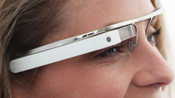 Google-Brille Google Glass, Foxconn