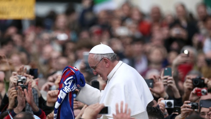Pope Francis Attends Easter Mass and Urbi Et Orbi Blessing in St. Peter's Square