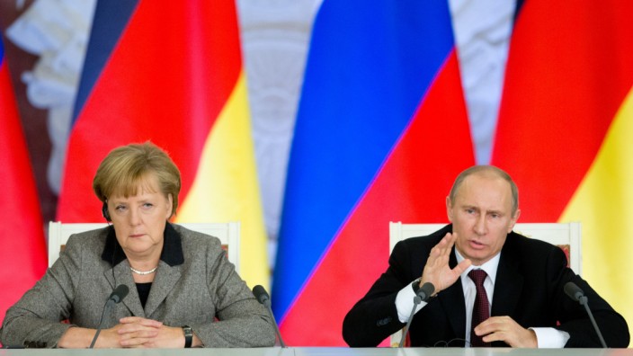 Kanzlerin Merkel und Russlands Präsident Putin