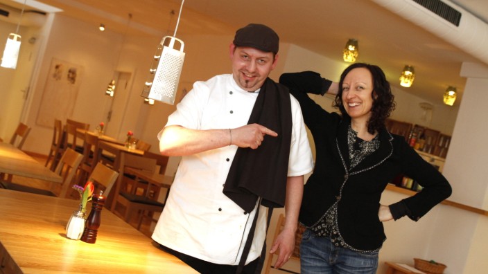 Restaurant Sommer: Andrea Nisch hat in Untergiesing das Sommer eröffnet. Ihr Koch Jürgen Schletter versteht sein Handwerk.