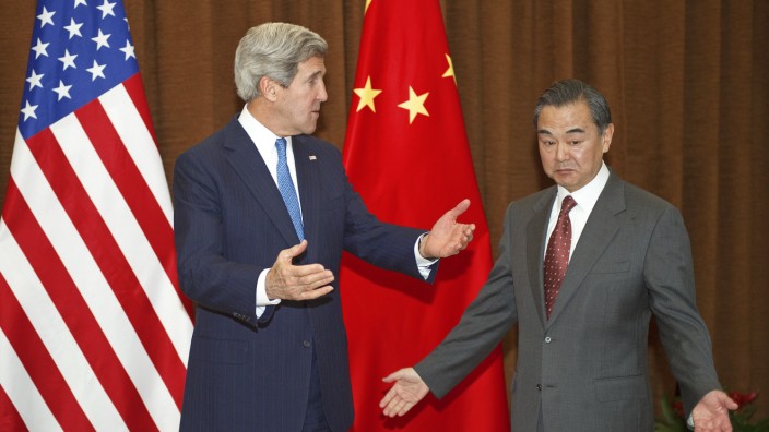 Nordkorea-Konflikt: US-Außenminister John Kerry bei seinem Treffen mit dem chinesischen Amtskollegen Wang Yi.