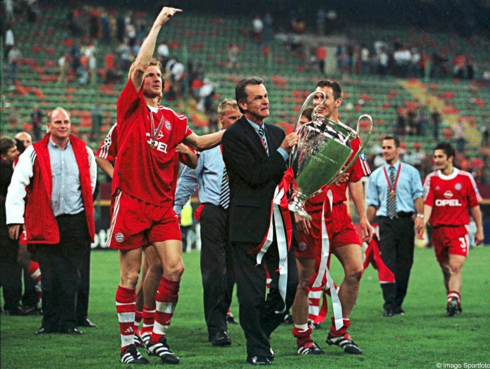 CHAMPIONS LEAGUE FINALE 2001 FC BAYERN MUENCHEN - FC VALENCIA 6:5 n.E.